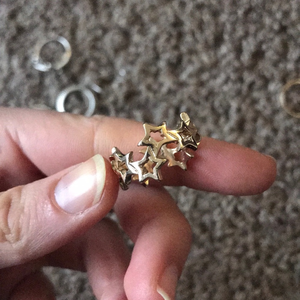 Golden RINGS - Picture 7 of 7